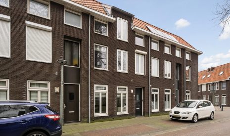 Te koop: Foto Woonhuis aan de Huijgensstraat 71 in Vlaardingen