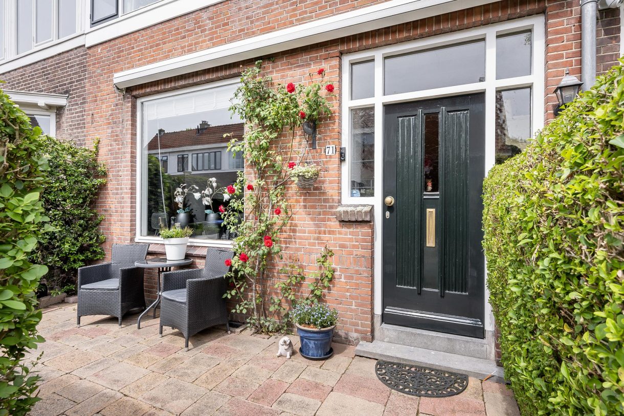 Te koop: Foto Woonhuis aan de Rozenlaan 71 in Vlaardingen