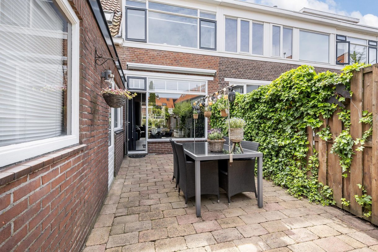 Te koop: Foto Woonhuis aan de Rozenlaan 71 in Vlaardingen