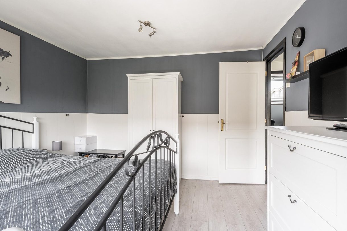 Te koop: Foto Woonhuis aan de Rozenlaan 71 in Vlaardingen