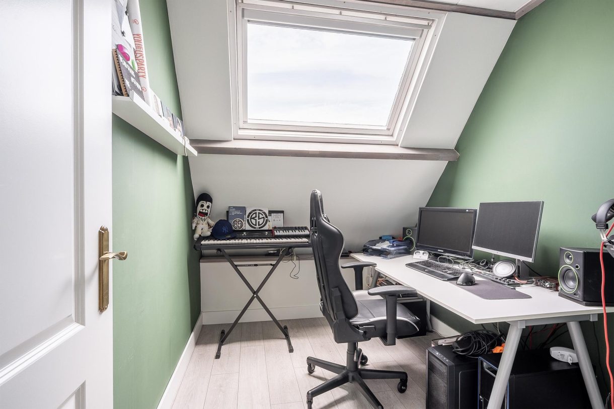 Te koop: Foto Woonhuis aan de Rozenlaan 71 in Vlaardingen