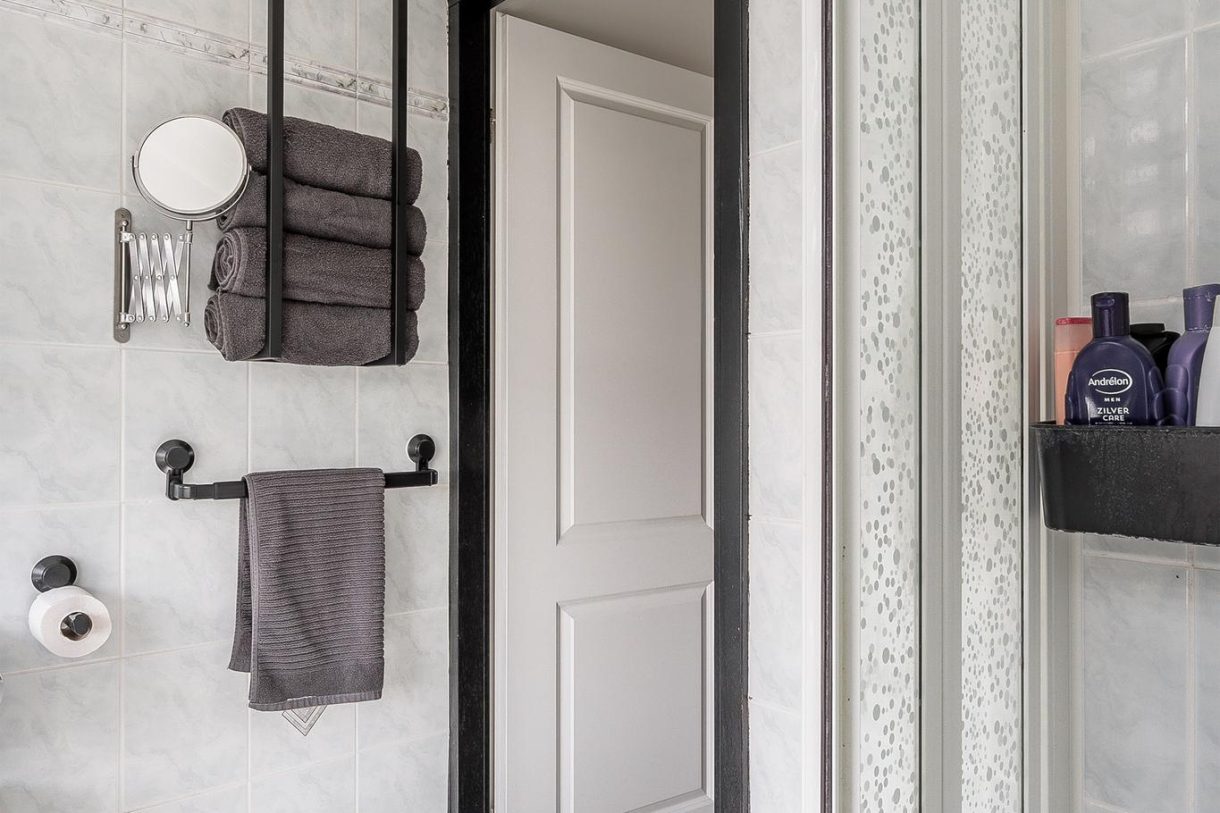 Te koop: Foto Woonhuis aan de Rozenlaan 71 in Vlaardingen