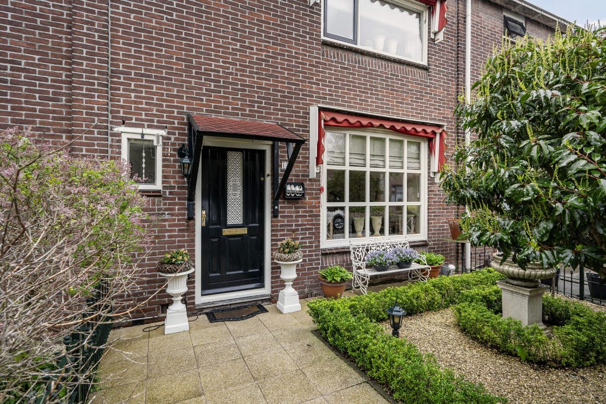 Te koop: Foto Woonhuis aan de van der Heimstraat 13 in Vlaardingen