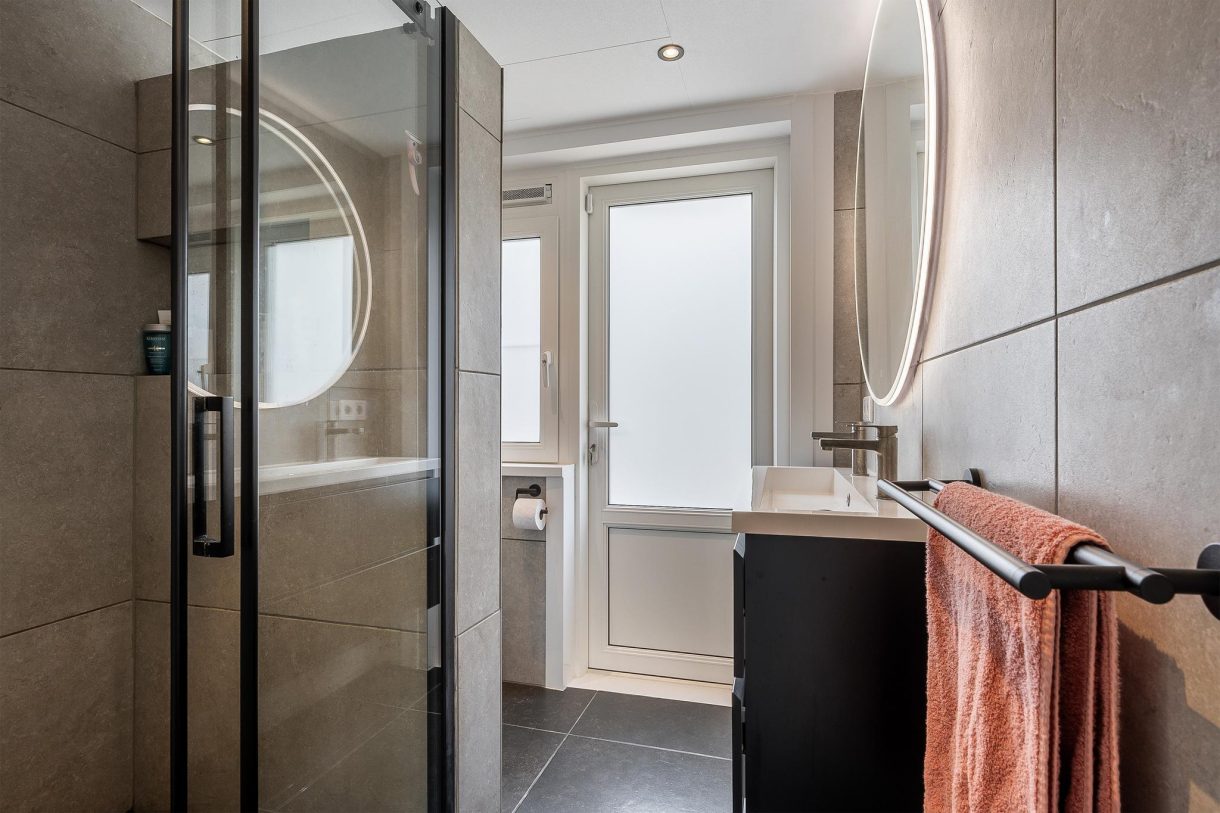 Te koop: Foto Woonhuis aan de Surinamesingel 23 in Vlaardingen