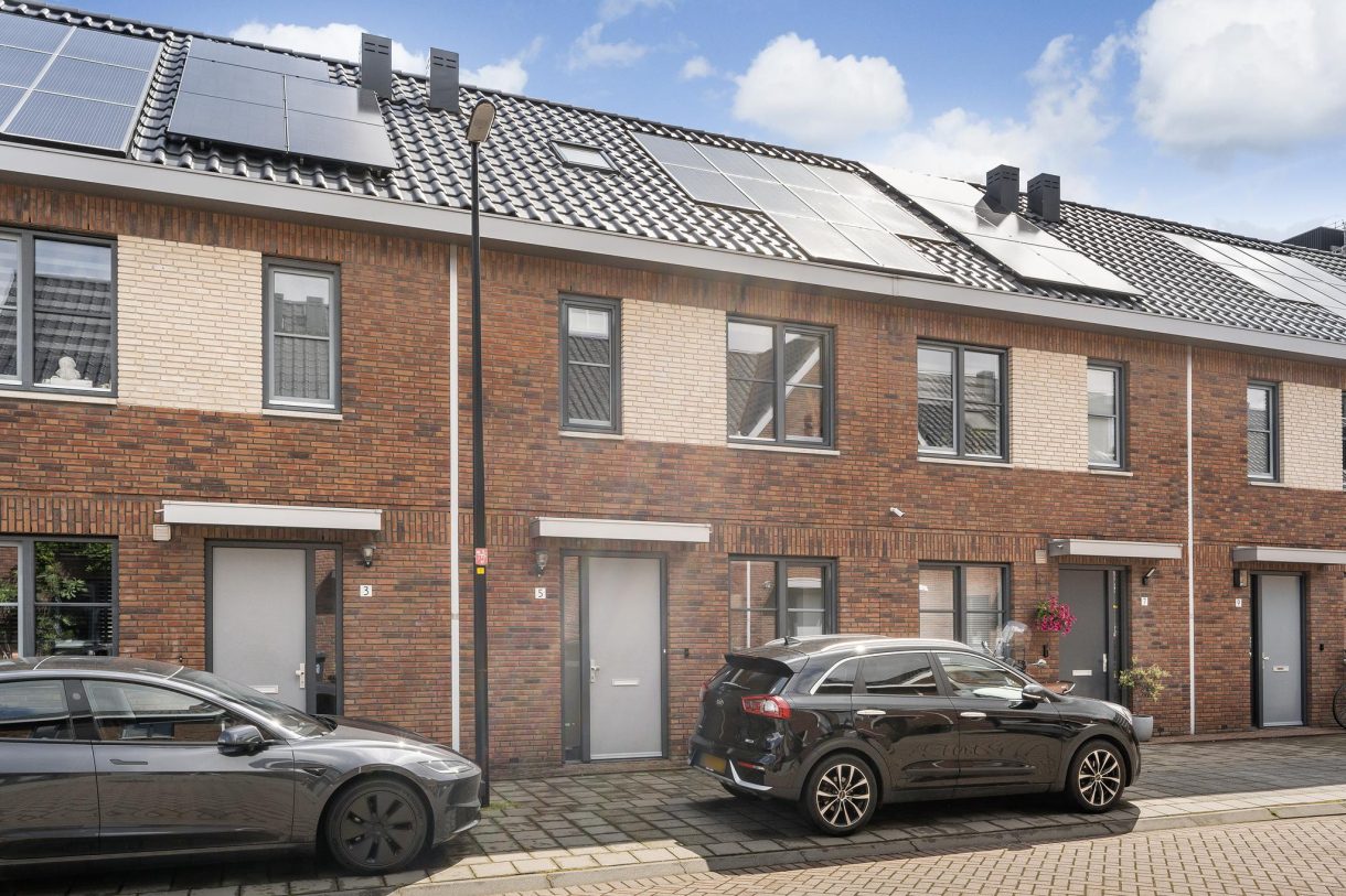 Te koop: Foto Woonhuis aan de Vrijenbansesluis 5 in Vlaardingen