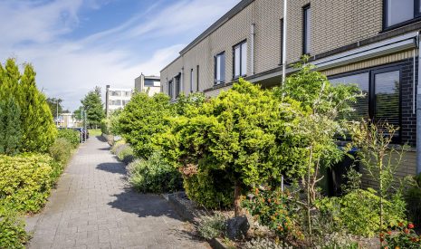 Te koop: Foto Woonhuis aan de Hugo de Grootstraat 8 in Vlaardingen