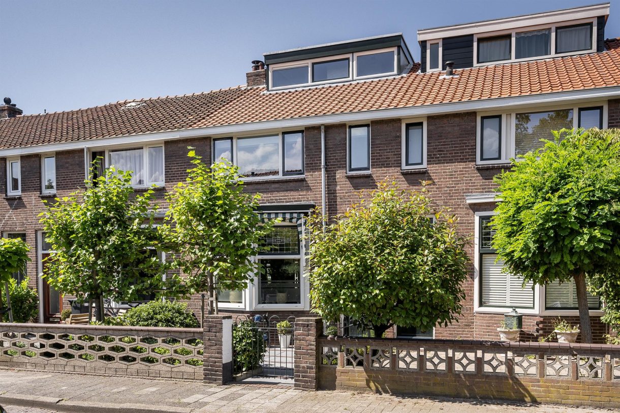 Te koop: Foto Woonhuis aan de Asterstraat 14 in Vlaardingen