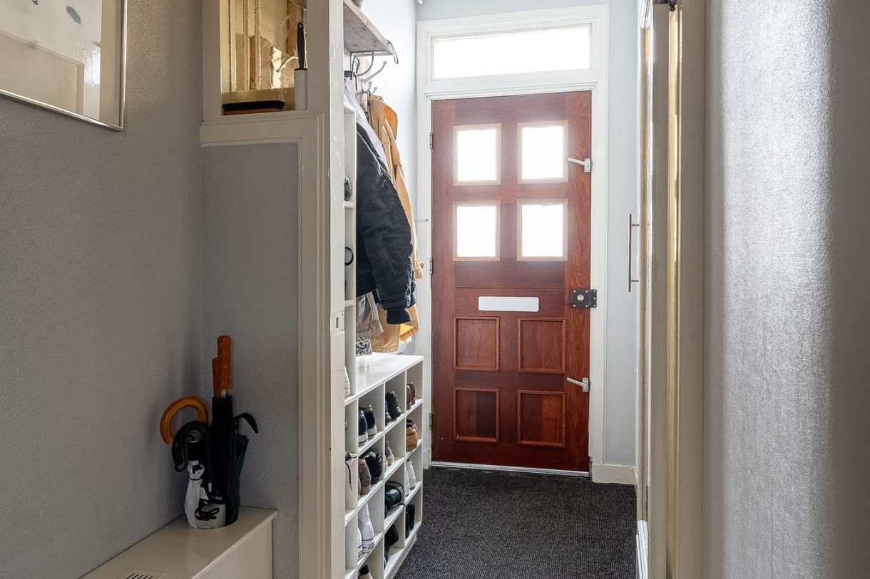 Te koop: Foto Woonhuis aan de van Riebeeckstraat 61 in Vlaardingen