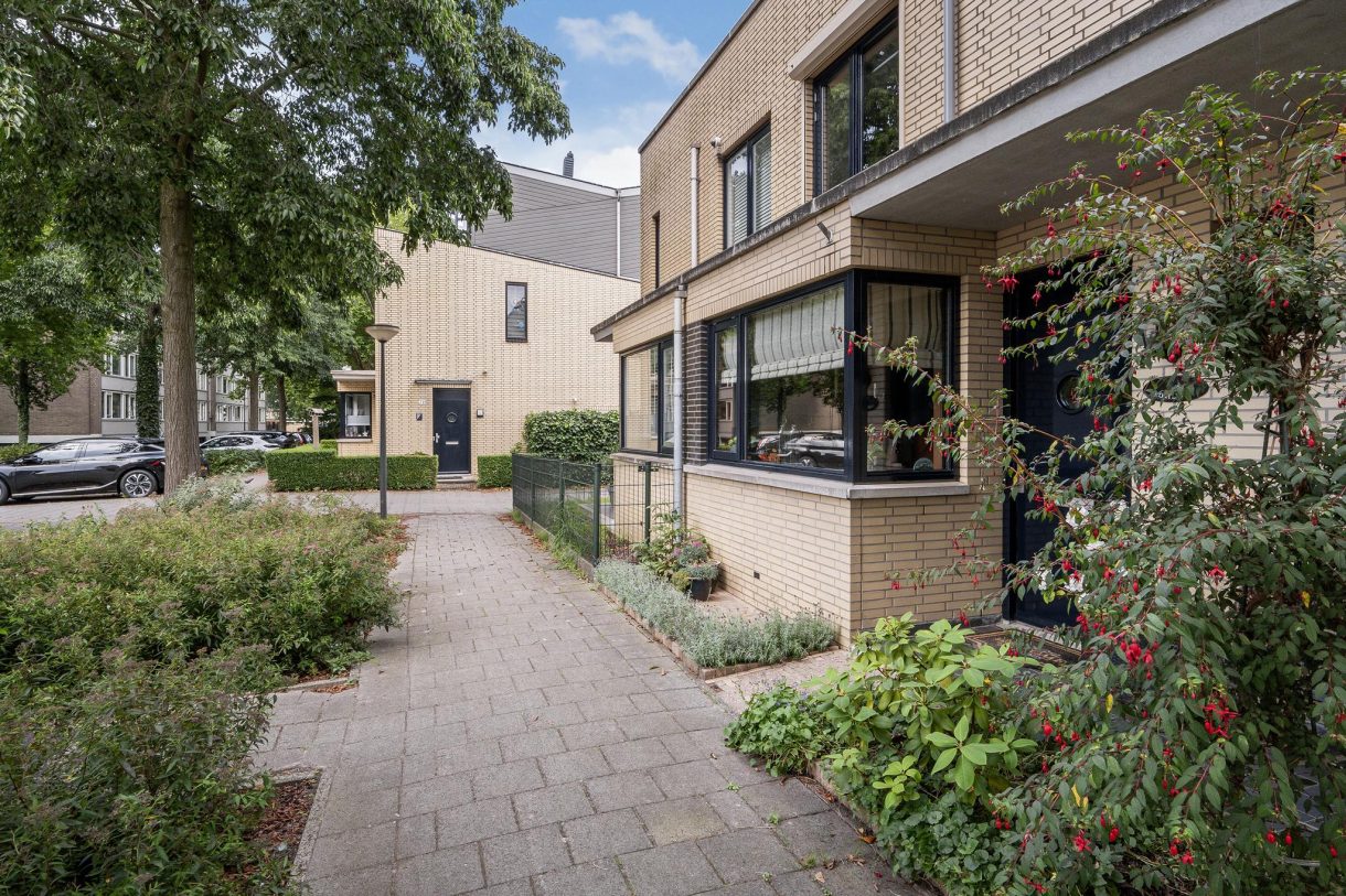 Te koop: Foto Woonhuis aan de Kamerlingh Onnesstraat 68 in Vlaardingen
