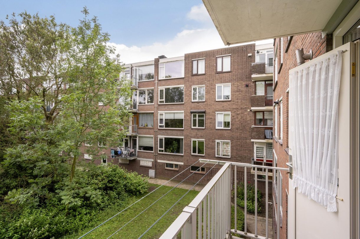 Te koop: Foto Appartement aan de van der Duyn van Maasdamlaan 120B in Vlaardingen