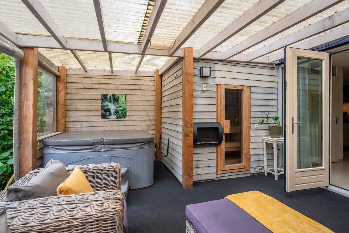 Te koop: Foto Woonhuis aan de Jan Thijssenstraat 5 in Vlaardingen