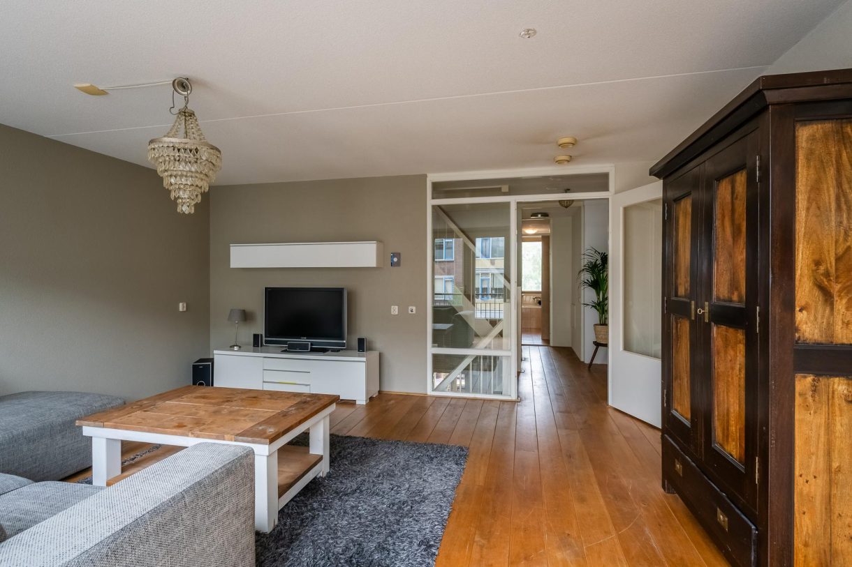 Te koop: Foto Woonhuis aan de Jan Thijssenstraat 5 in Vlaardingen