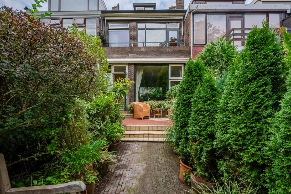 Te koop: Foto Woonhuis aan de Julianalaan 100 in Vlaardingen