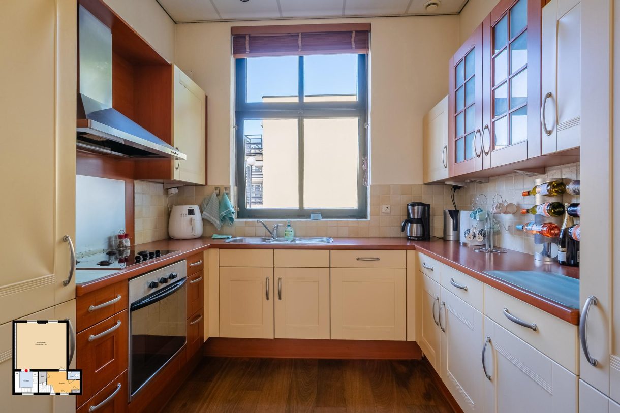 Te koop: Foto Appartement aan de Weeshuisplein 12 in Vlaardingen