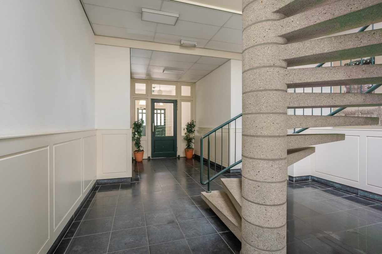 Te koop: Foto Appartement aan de Weeshuisplein 12 in Vlaardingen