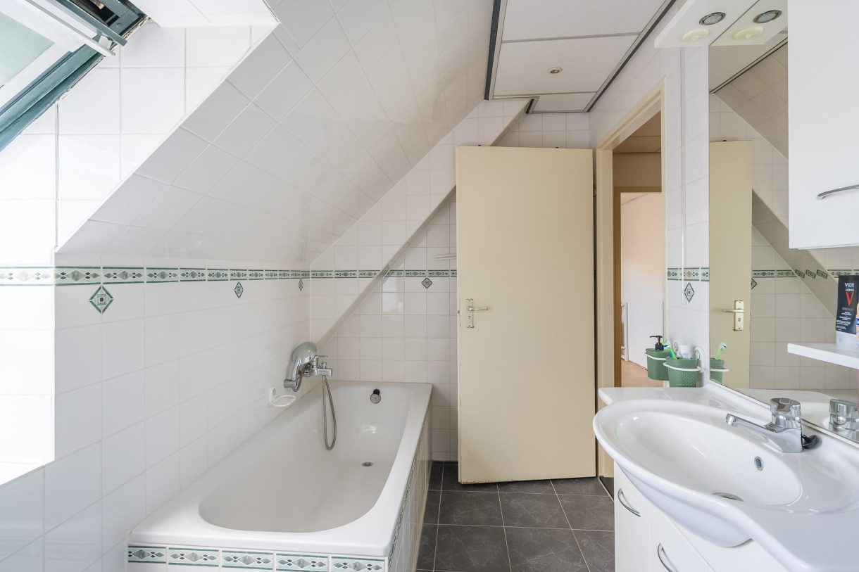 Te koop: Foto Appartement aan de Weeshuisplein 12 in Vlaardingen