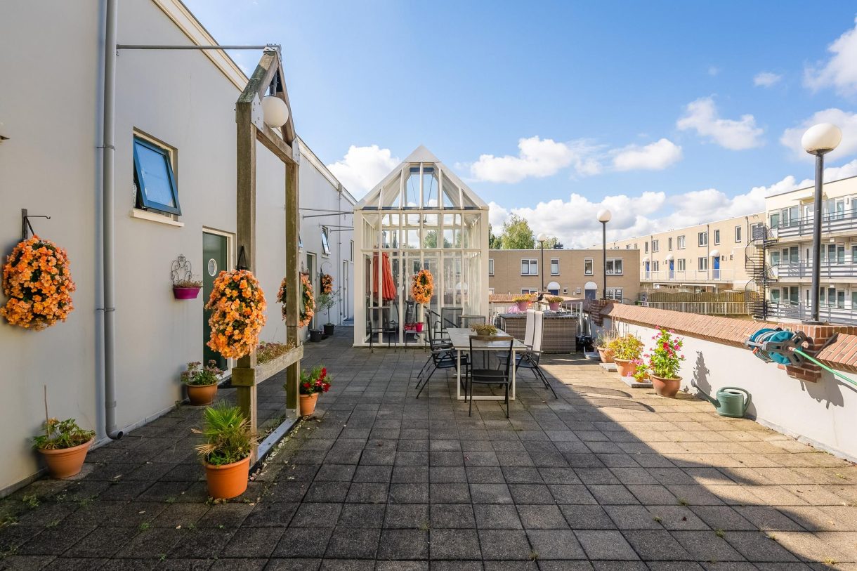 Te koop: Foto Appartement aan de Weeshuisplein 12 in Vlaardingen