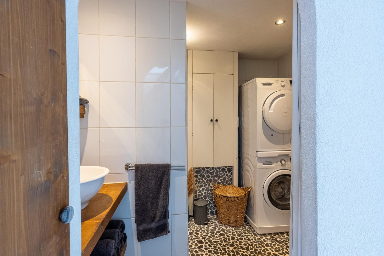 Te koop: Foto Woonhuis aan de Rozenlaan 130 in Vlaardingen