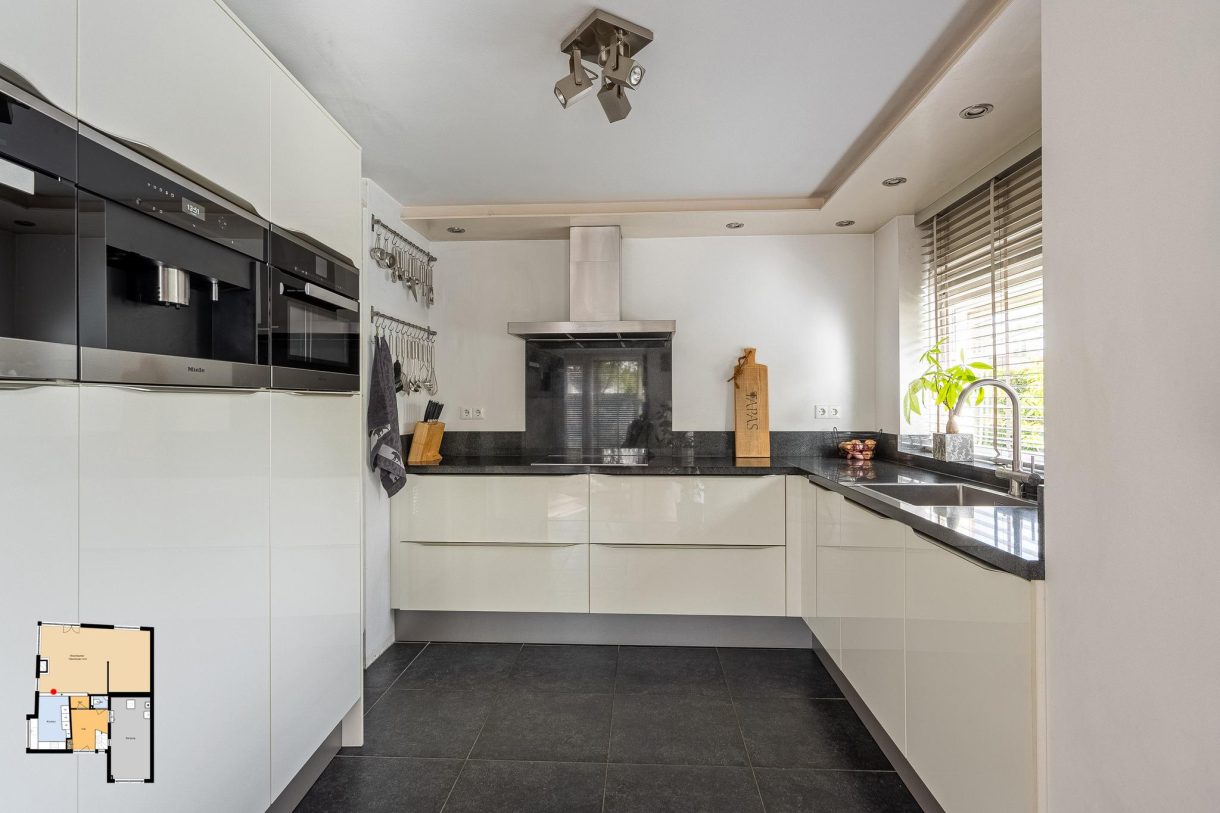 Te koop: Foto Woonhuis aan de Jan Pieterszoon Coenlaan 4 in Vlaardingen