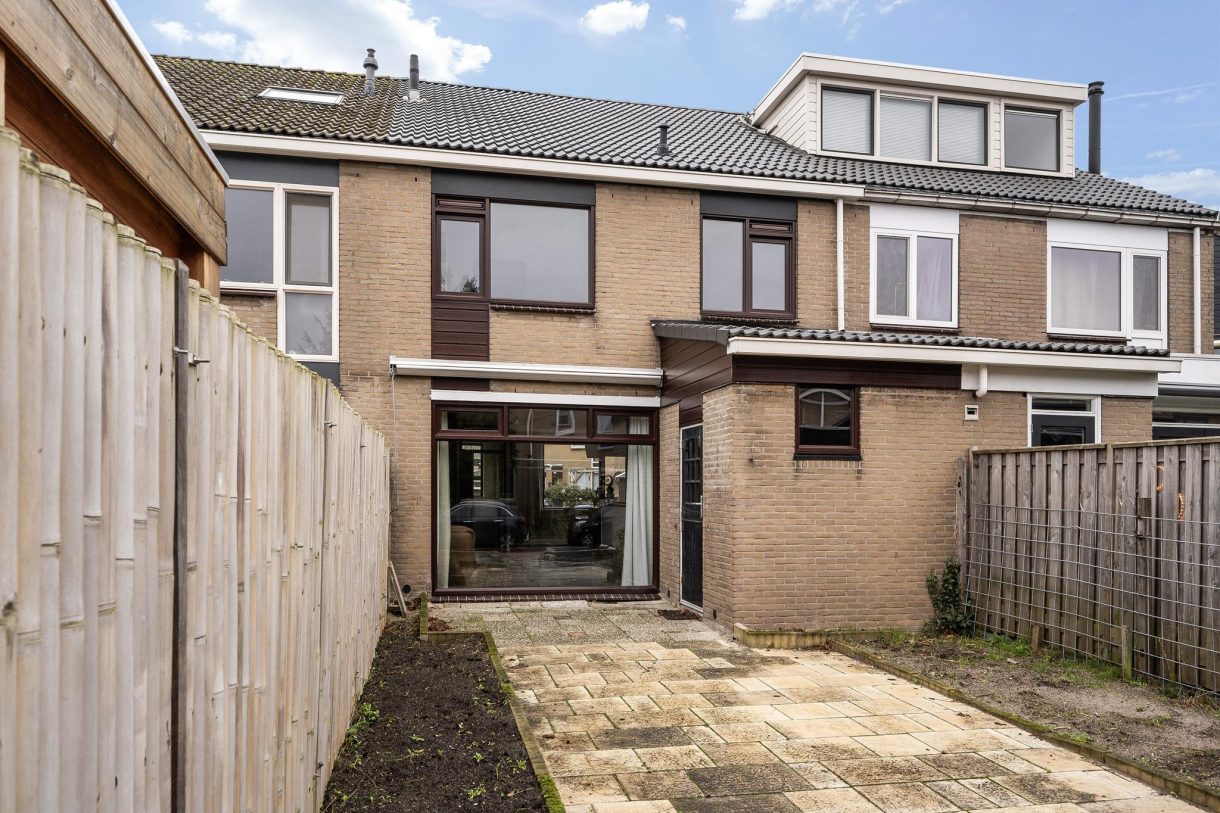 Te koop: Foto Woonhuis aan de Hazelaardreef 14 in Vlaardingen