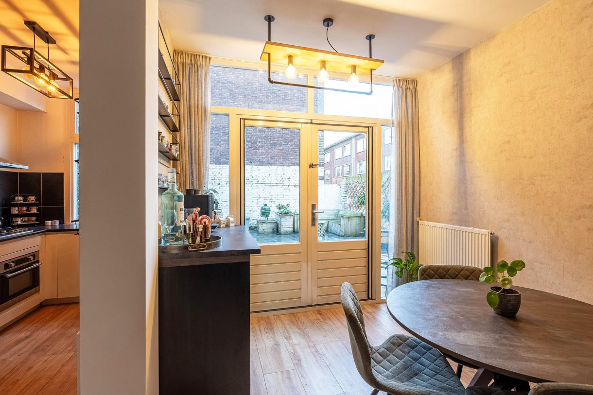 Te koop: Foto Appartement aan de dr. Abraham Kuyperstraat 47 in Vlaardingen