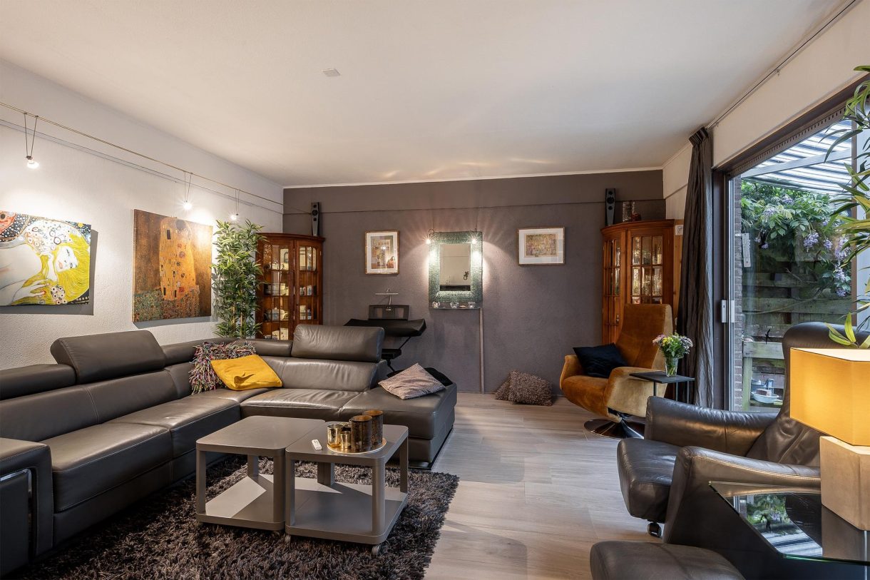 Te koop: Foto Woonhuis aan de Olmendreef 131 in Vlaardingen