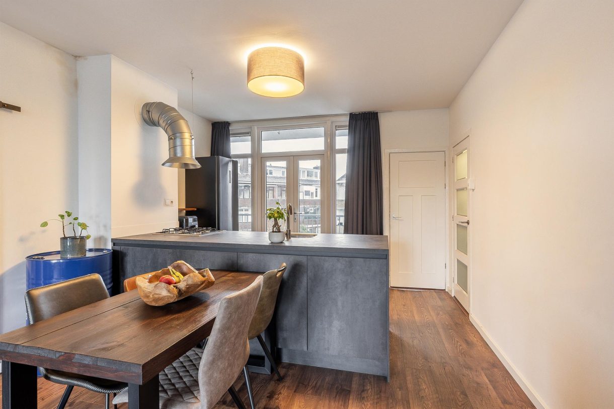 Te koop: Foto Appartement aan de Broekweg 60 in Vlaardingen