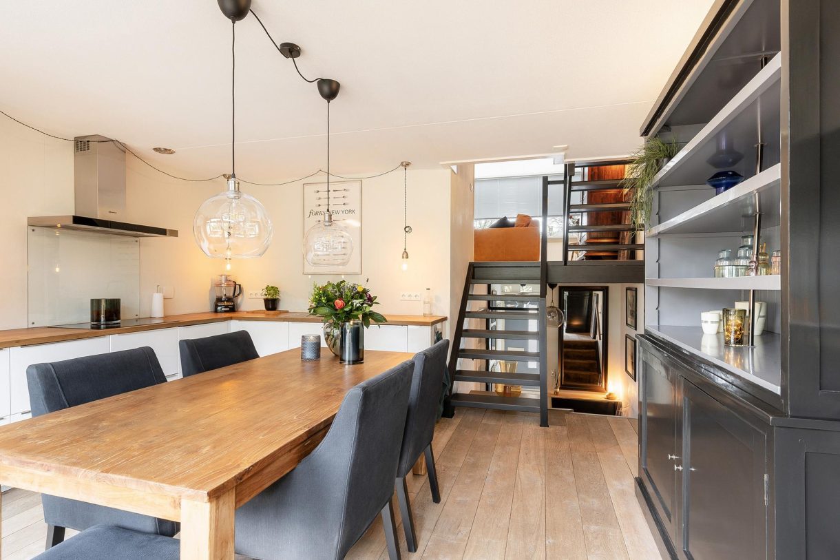 Te koop: Foto Woonhuis aan de Lavendelveld 23 in Schiedam