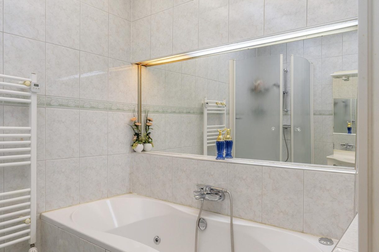 Te koop: Foto Woonhuis aan de Willem Barendszoonstraat 27 in Vlaardingen