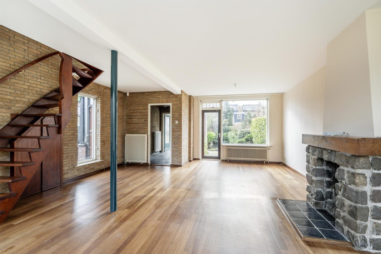 Te koop: Foto Woonhuis aan de Burgemeester Luijerinksingel 15 in Vlaardingen