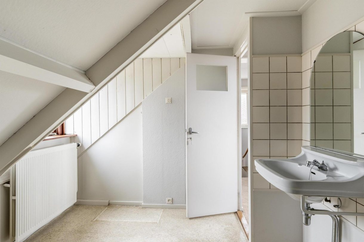 Te koop: Foto Woonhuis aan de Burgemeester Luijerinksingel 15 in Vlaardingen