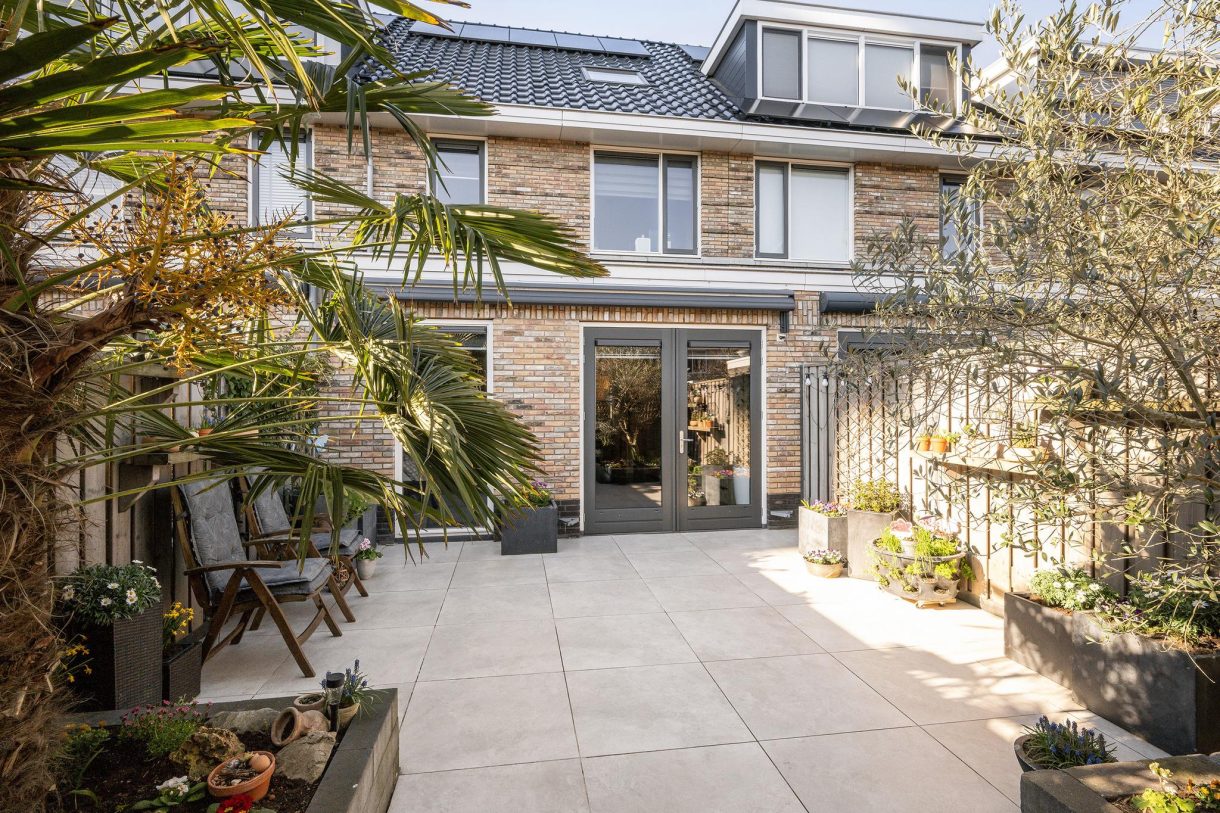 Te koop: Foto Woonhuis aan de Seringenstraat 24 in Vlaardingen