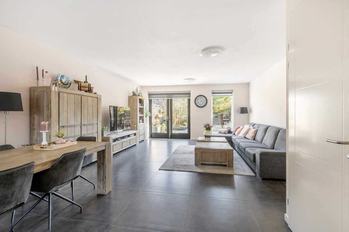 Te koop: Foto Woonhuis aan de Seringenstraat 24 in Vlaardingen