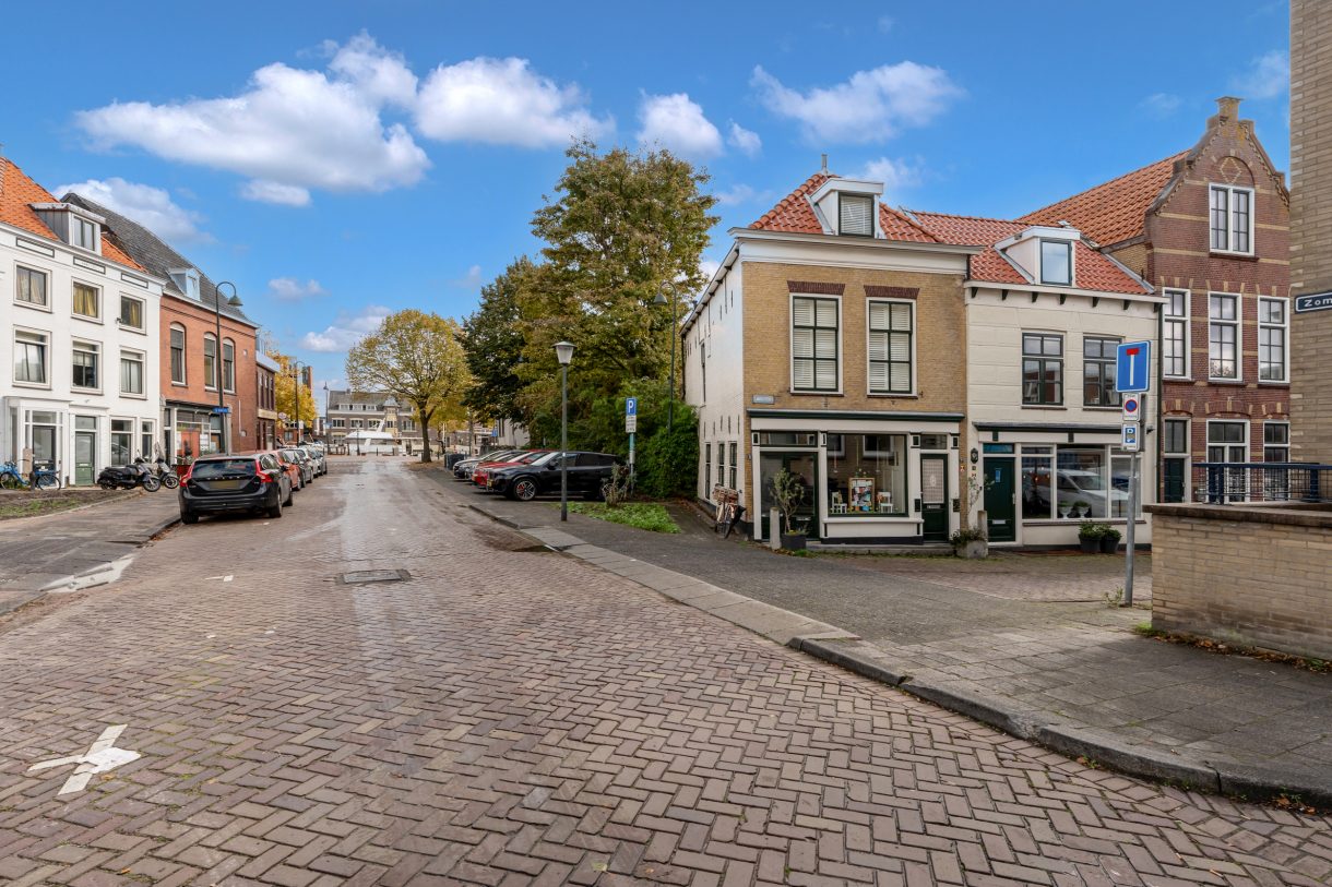 Te koop of huur: Foto Woonhuis aan de Landstraat 9 in Vlaardingen