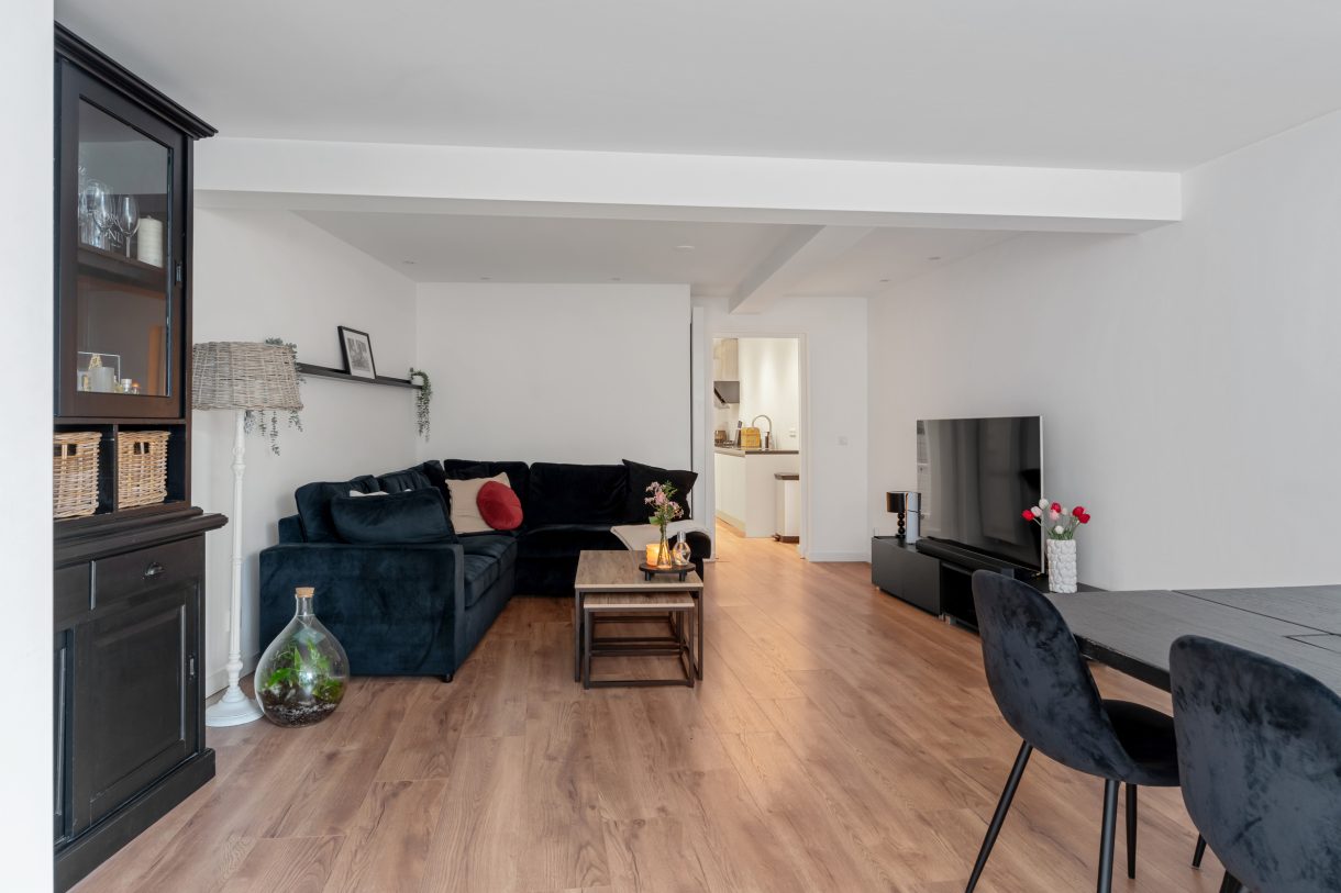 Te koop of huur: Foto Woonhuis aan de Landstraat 9 in Vlaardingen