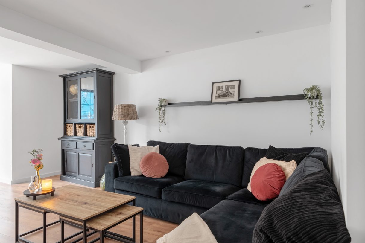 Te koop of huur: Foto Woonhuis aan de Landstraat 9 in Vlaardingen