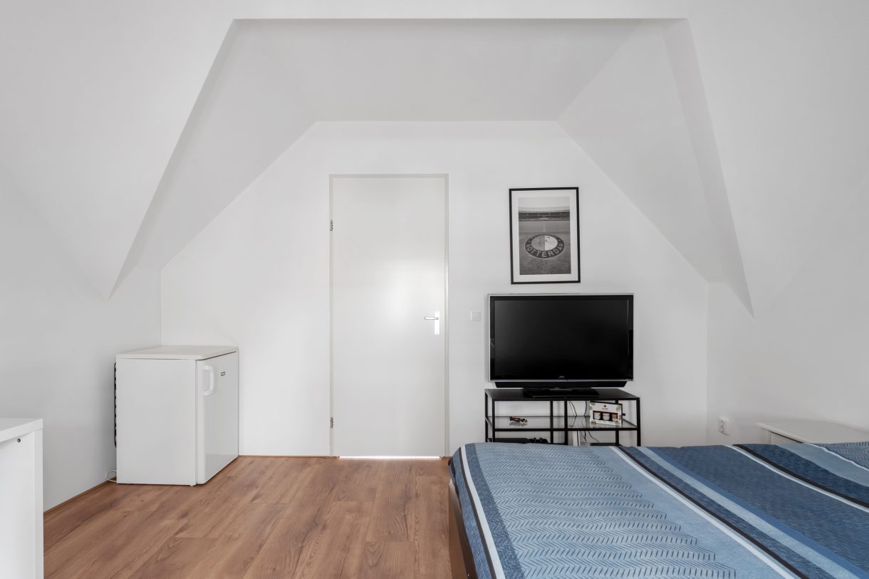 Te koop of huur: Foto Woonhuis aan de Landstraat 9 in Vlaardingen