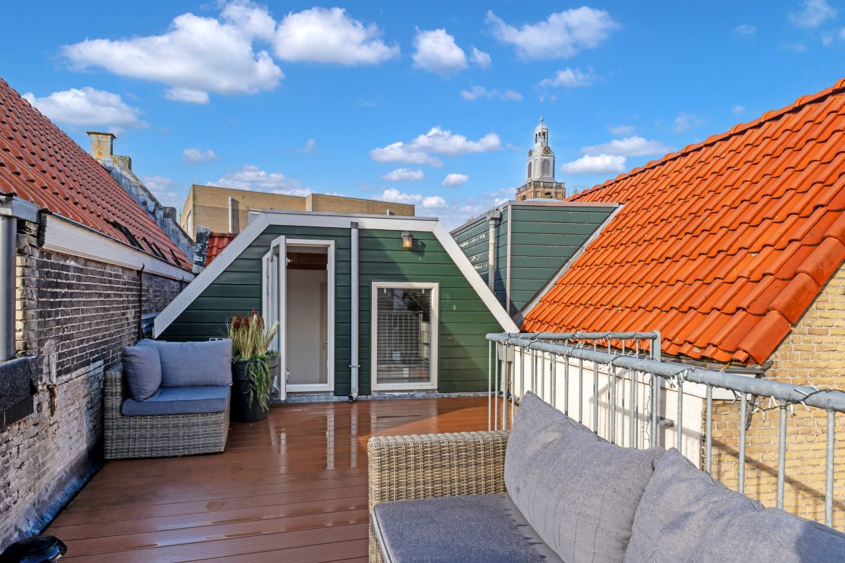 Te koop of huur: Foto Woonhuis aan de Landstraat 9 in Vlaardingen