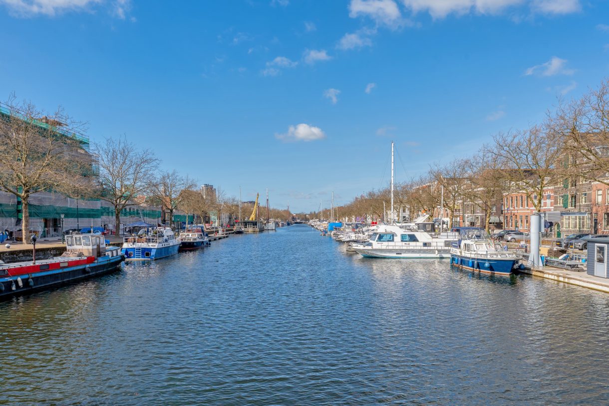 Te koop of huur: Foto Woonhuis aan de Landstraat 9 in Vlaardingen
