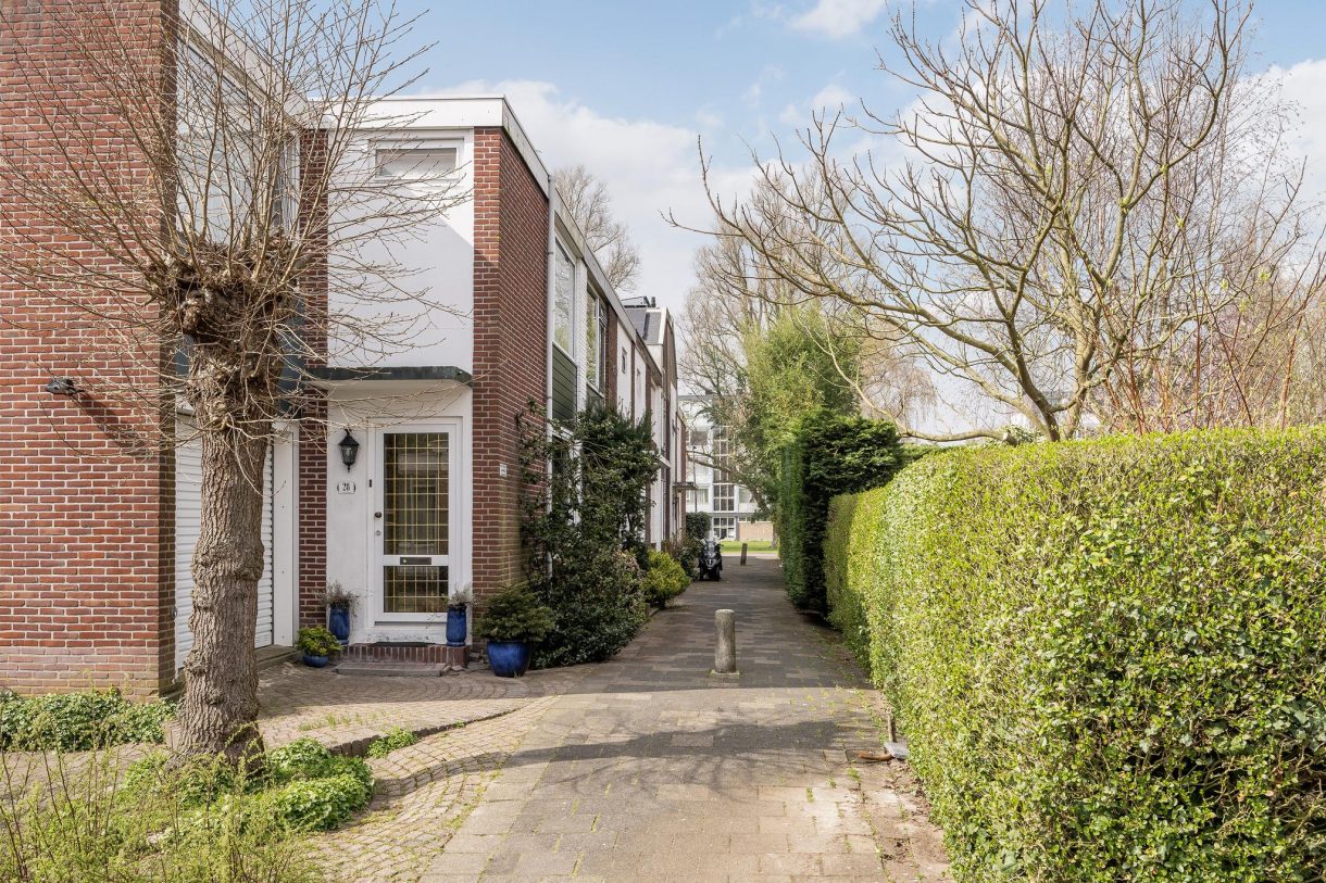 Te koop: Foto Woonhuis aan de Dirk de Derdelaan 26 in Vlaardingen