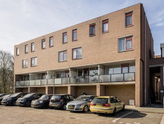 Hoofdfoto van Vlaardingen Robert Schumanring 206