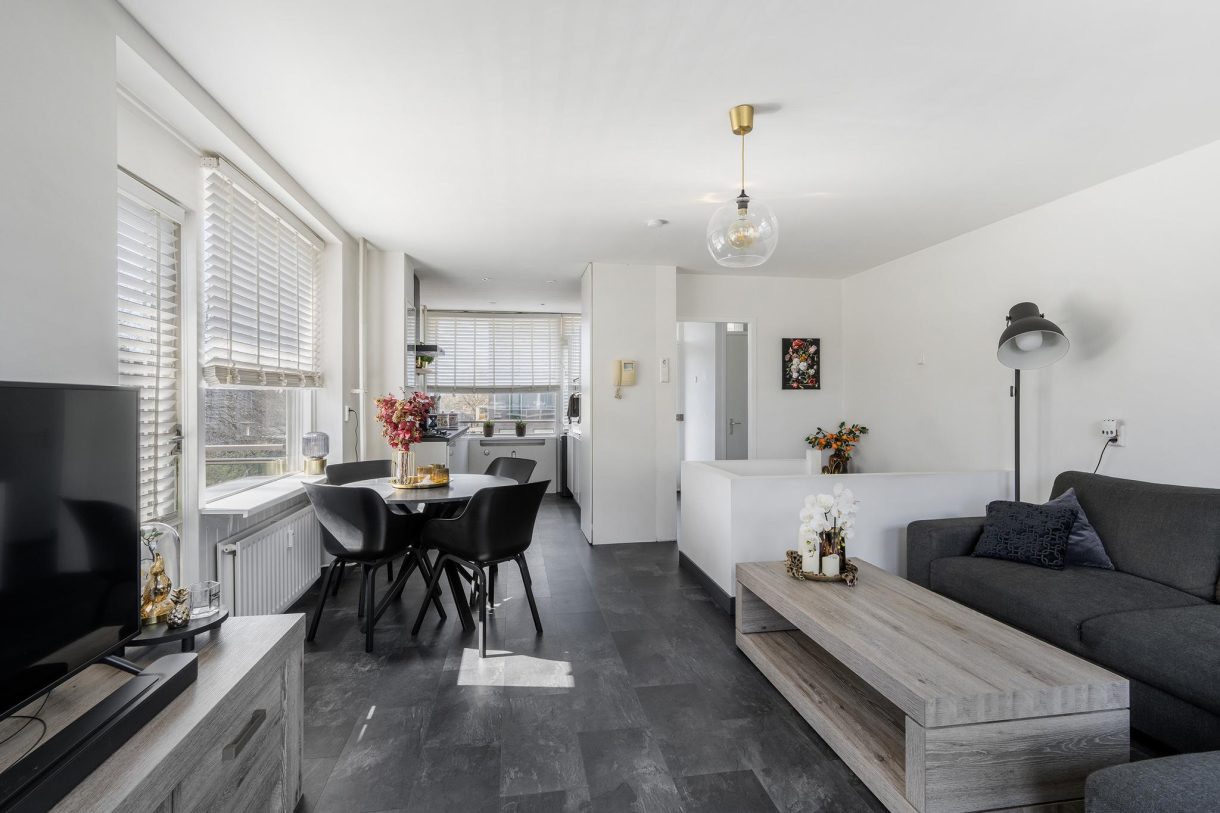 Te koop: Foto Appartement aan de van Baerlestraat 125 in Vlaardingen