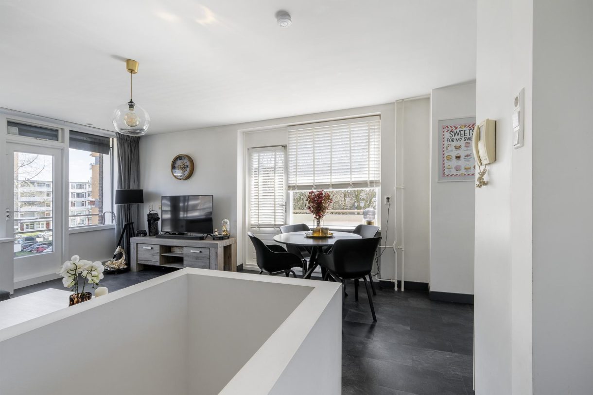 Te koop: Foto Appartement aan de van Baerlestraat 125 in Vlaardingen