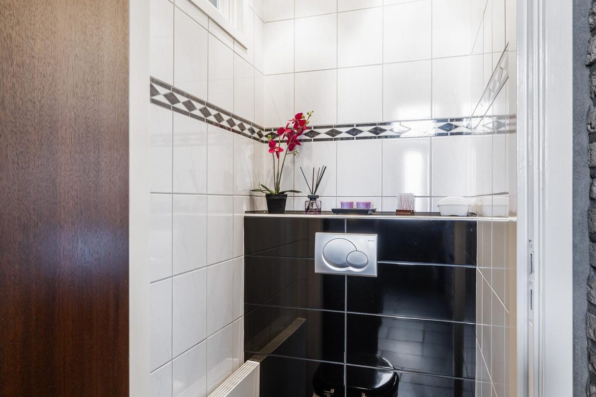 Te koop: Foto Woonhuis aan de Arnold Hoogvlietstraat 81 in Vlaardingen