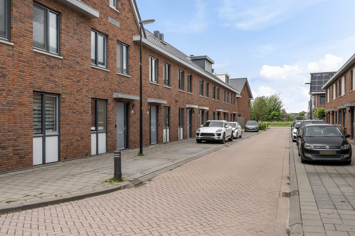 Te koop: Foto Woonhuis aan de Schipluidersluis 16 in Vlaardingen