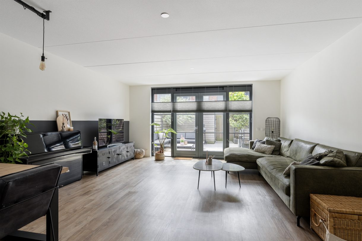 Te koop: Foto Woonhuis aan de Schipluidersluis 16 in Vlaardingen