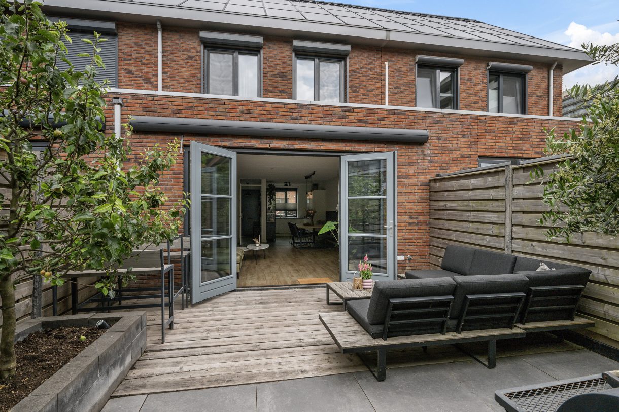 Te koop: Foto Woonhuis aan de Schipluidersluis 16 in Vlaardingen