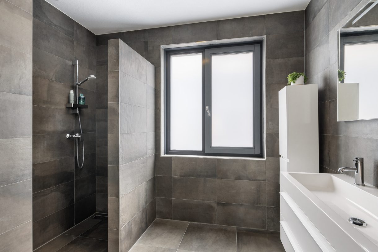 Te koop: Foto Woonhuis aan de Schipluidersluis 16 in Vlaardingen