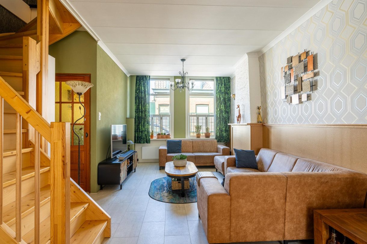 Te koop: Foto Woonhuis aan de Maasstraat 54 in Vlaardingen