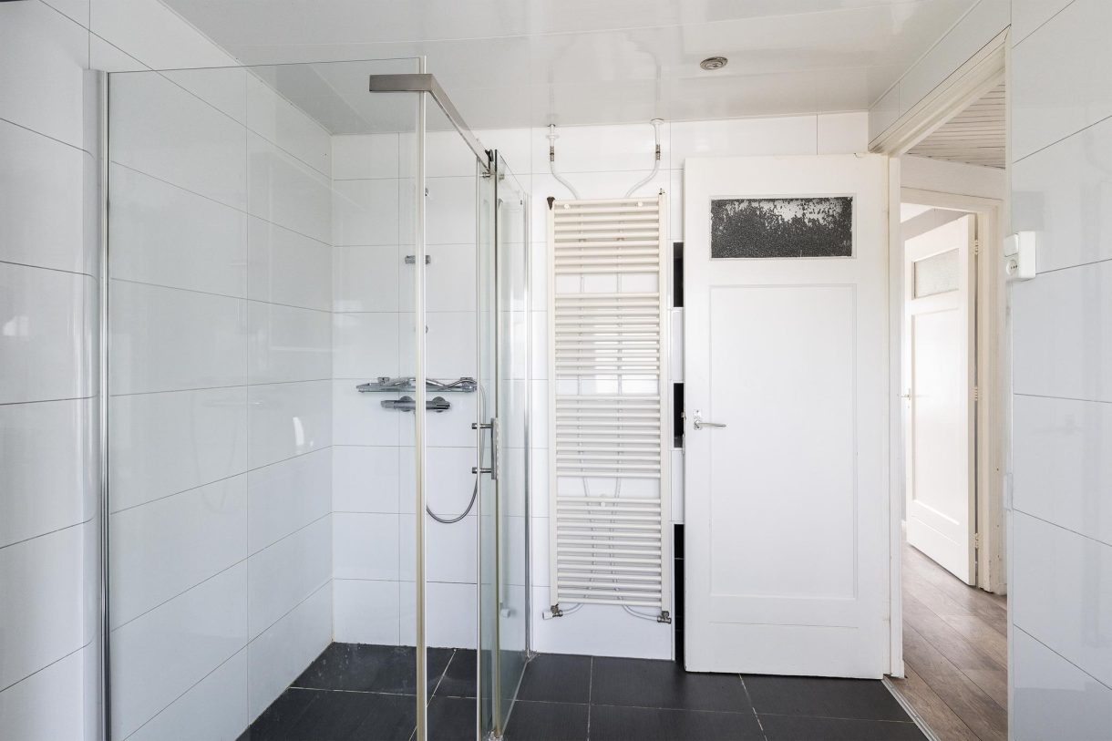 Te koop: Foto Woonhuis aan de Menadostraat 13 in Vlaardingen